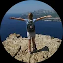 Nienke L