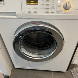 Bezoeker foto van Kringloopwinkel 2e Hands 5 Meilaan in Leiden