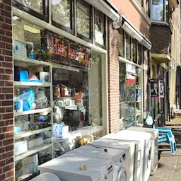 Bezoeker foto van Kringloopwinkel 2e Hands Leiden in Leiden