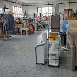 Bezoeker foto van Kringloopwinkel 2Switch Dieren in Dieren