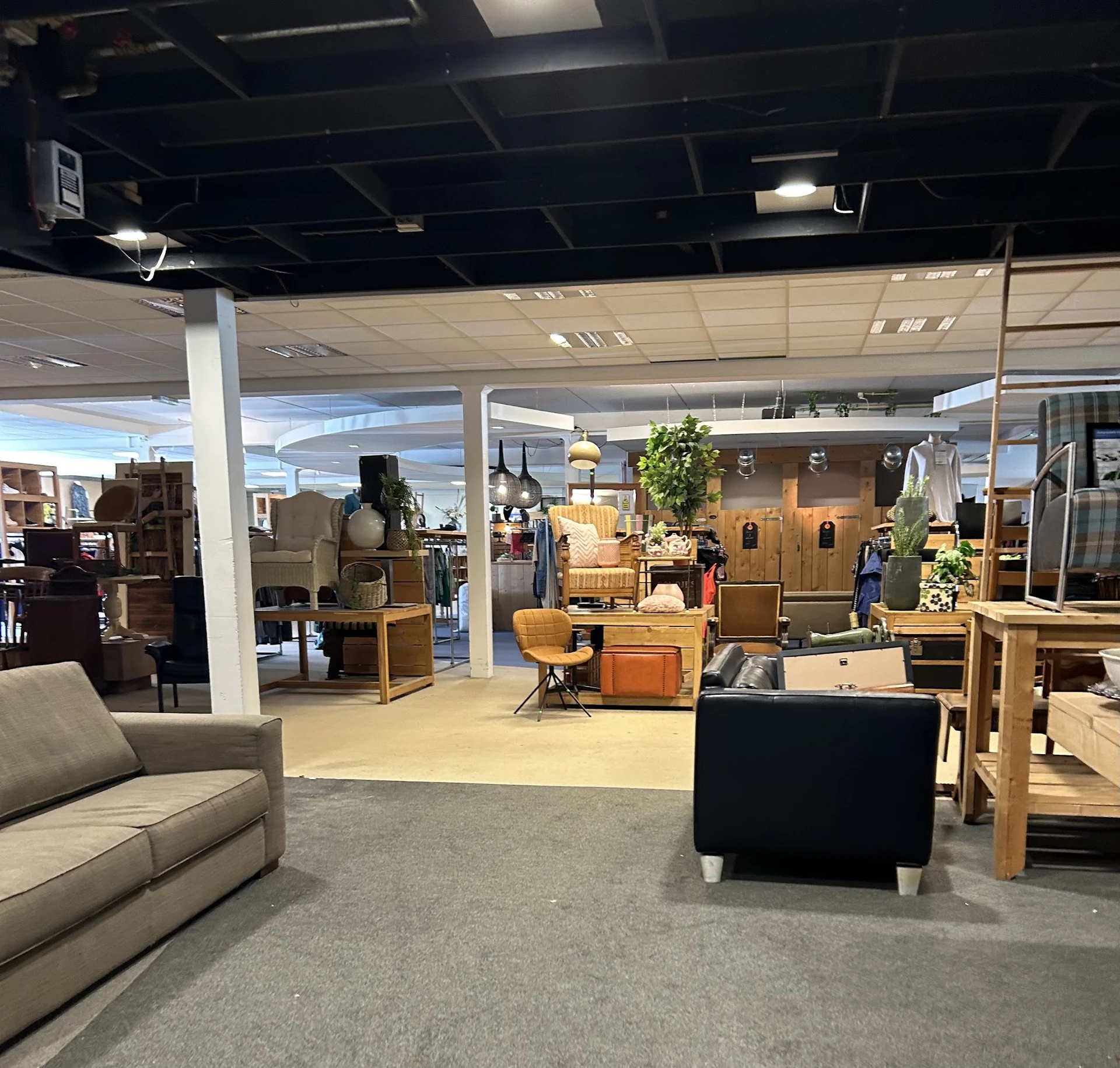 Bezoeker foto van Kringloopwinkel 2Switch Elst in Elst