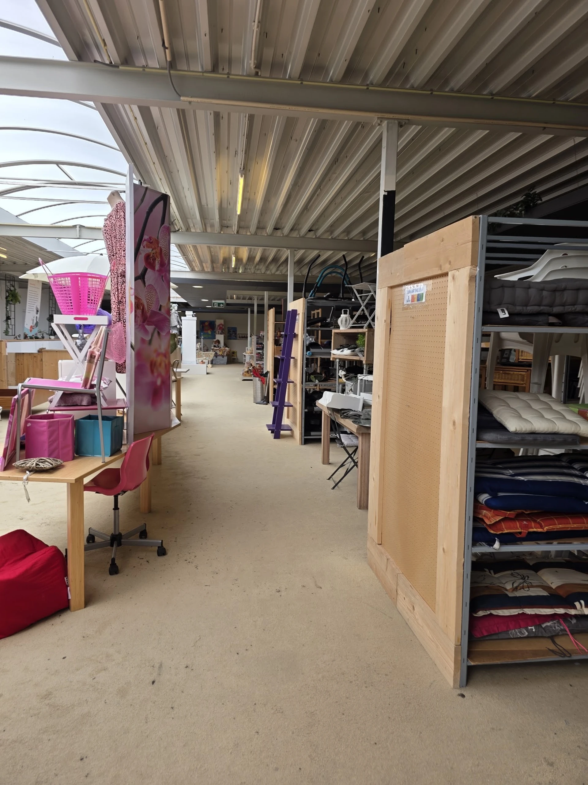 Bezoeker foto van Kringloopwinkel 2Switch Elst in Elst