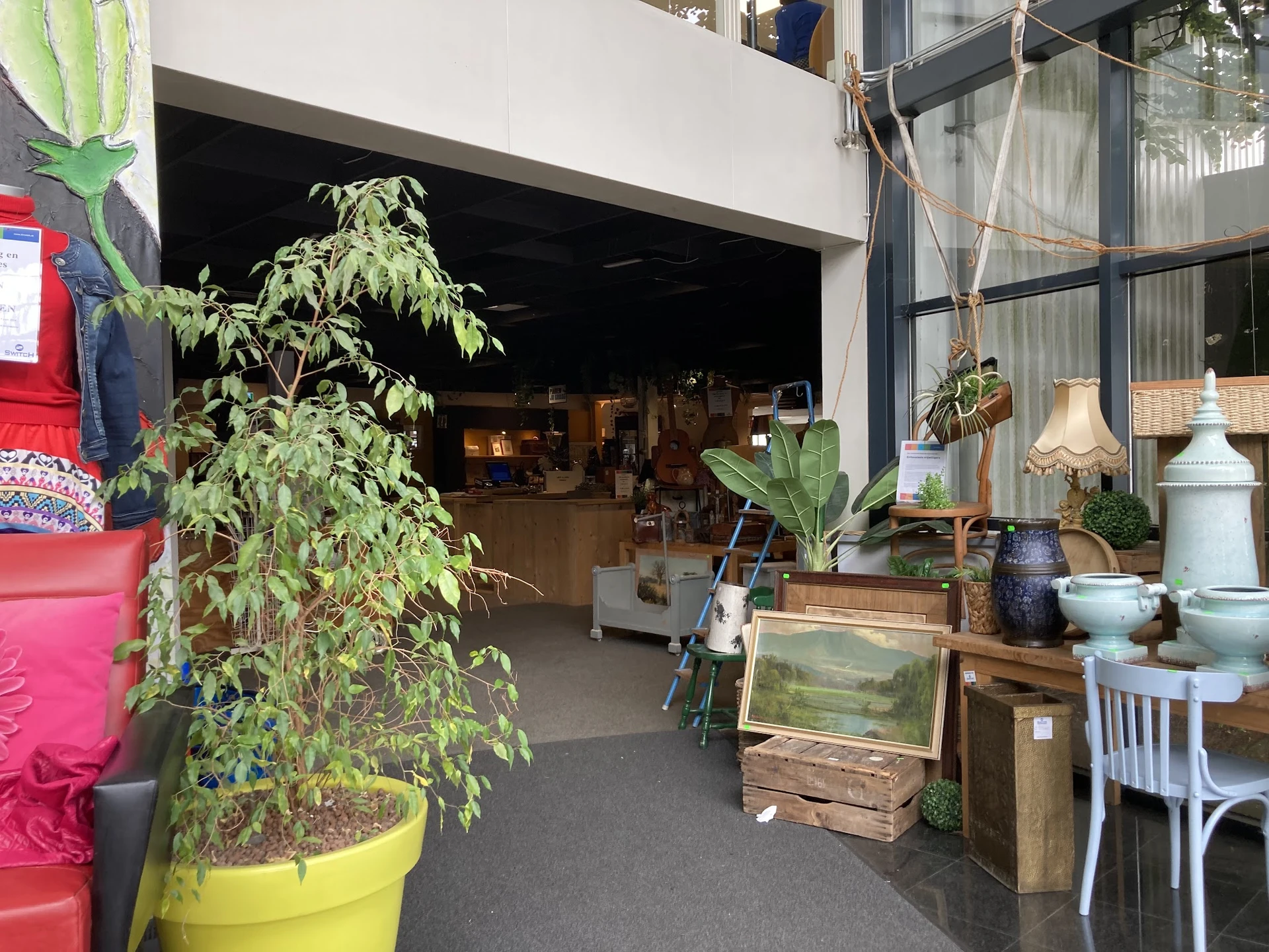 Bezoeker foto van Kringloopwinkel 2Switch Elst in Elst