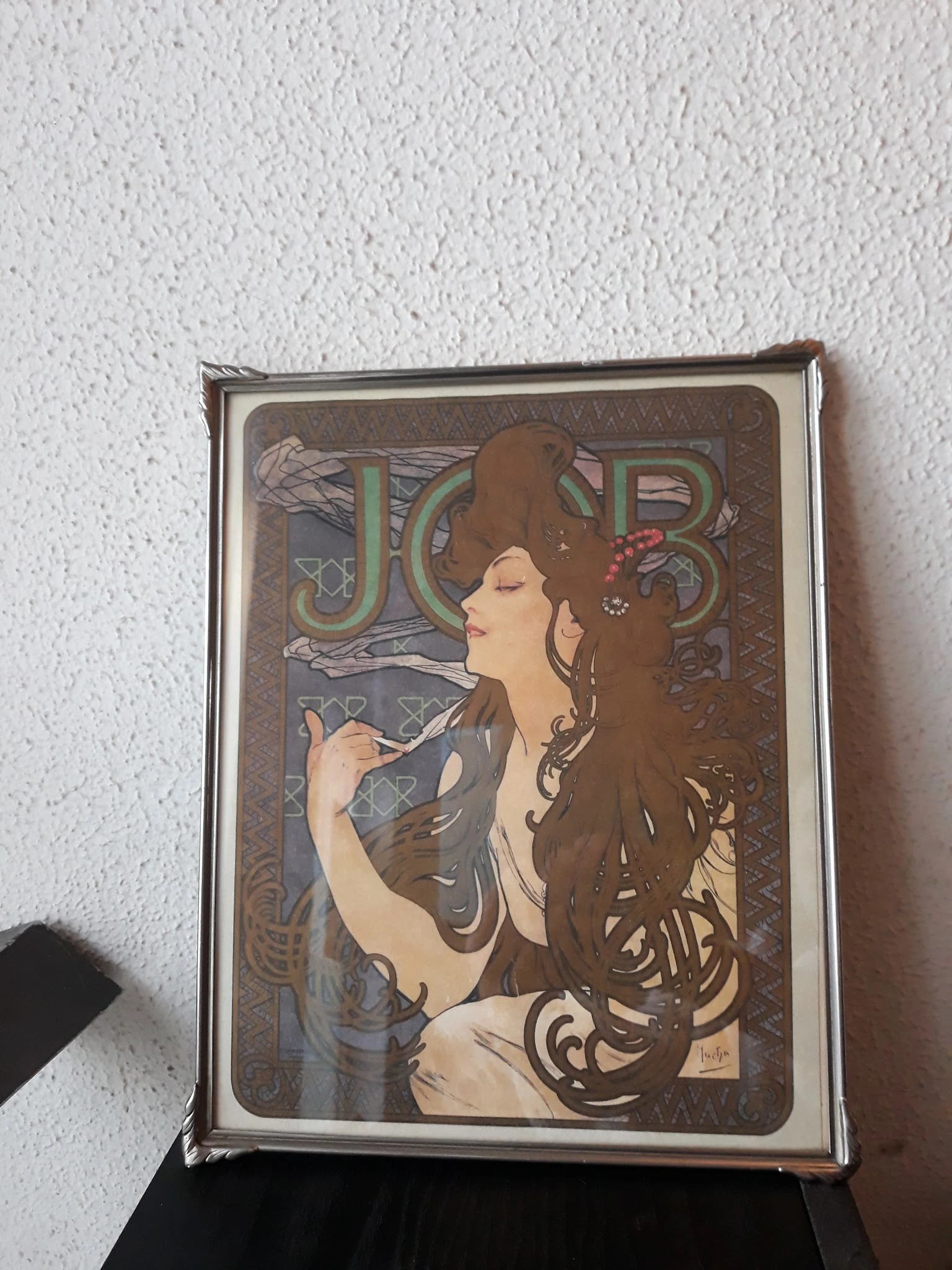 Art Nouveau-stijl schilderij met vrouwelijk portret en decoratieve letters JOB