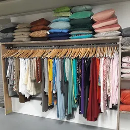 Bezoeker foto van Again and Co in Ridderkerk