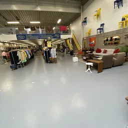 Bezoeker foto van Again and Co in Ridderkerk