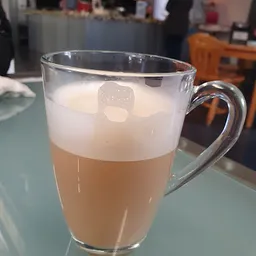 Bezoeker foto van Again & Co. in Rotterdam