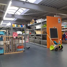 Bezoeker foto van Again & Co. in Rotterdam