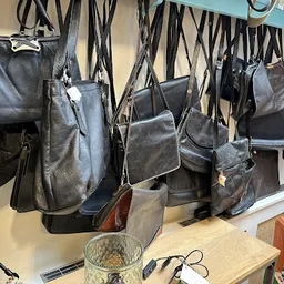 Bezoeker foto van Kringloopwinkel Allerlei in Havelte