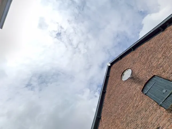 Kringloopwinkel Antiek kringloopwinkel in Almkerk