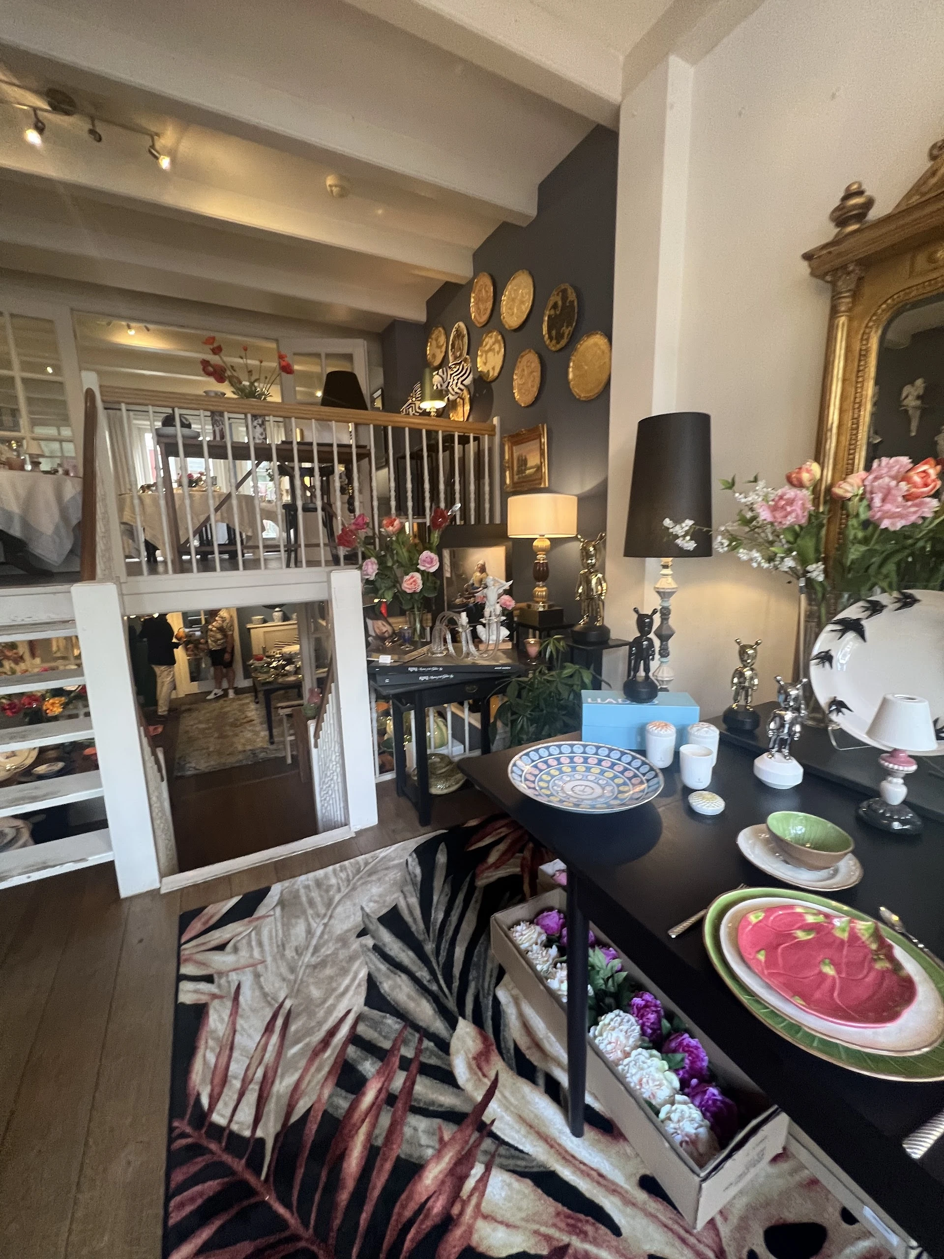 Kringloopwinkel Kringloopwinkel Ari in Amsterdam