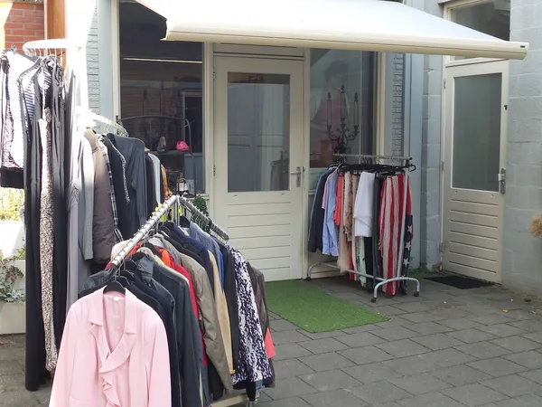 Kringloopwinkel Kringloopwinkel Atelier Kreanneke in Voorschoten