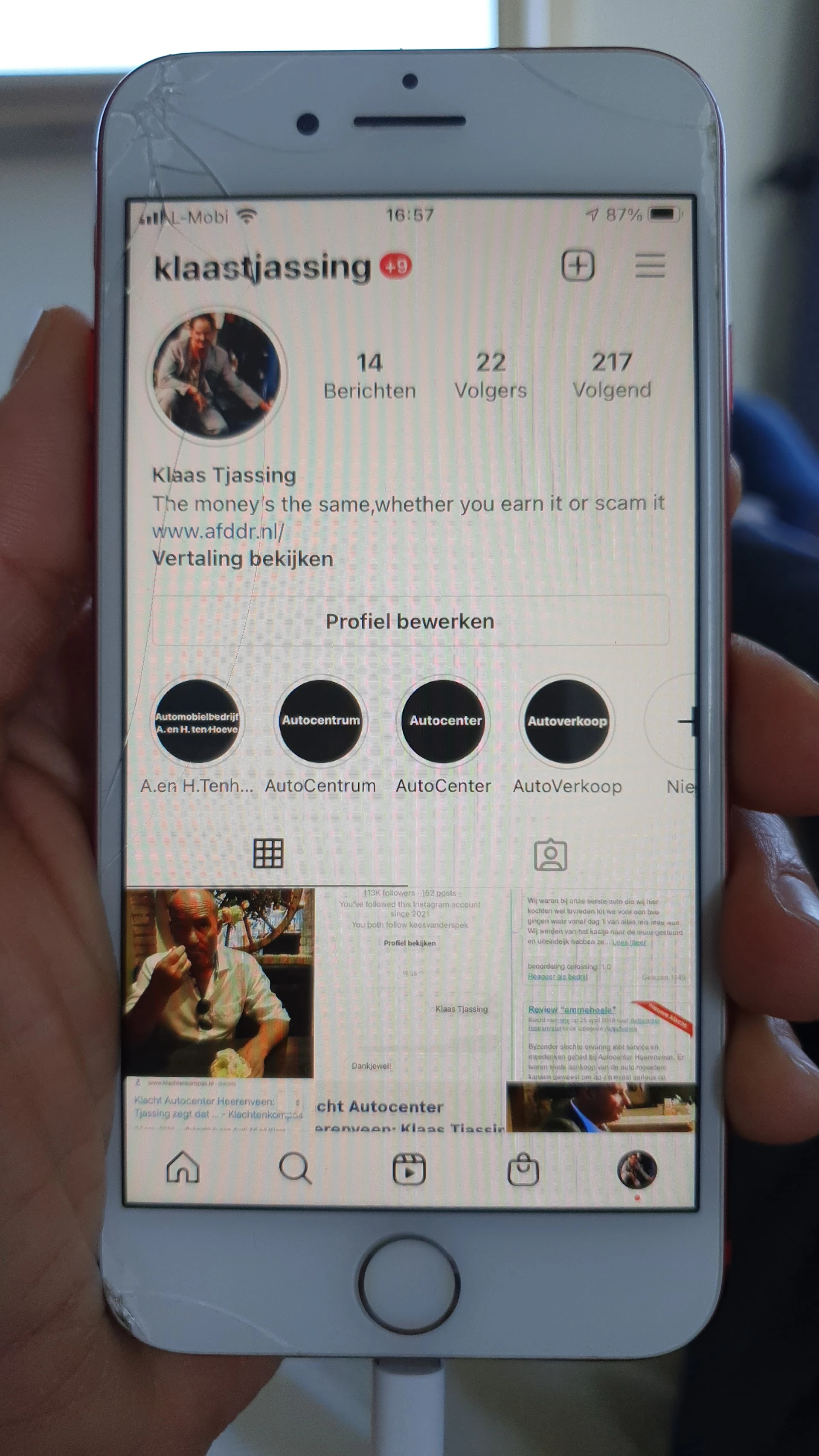 Autoverkoop Heerenveen in Heerenveen met tweedehands meubels en kleding