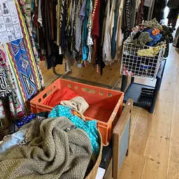 Bezoeker foto van Kringloopwinkel Basta Nijmegen in Nijmegen