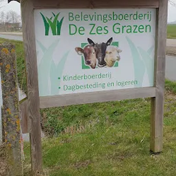 Bezoeker foto van Kringloopwinkel Belevingsboerderij de Zes Grazen in Sint Annen