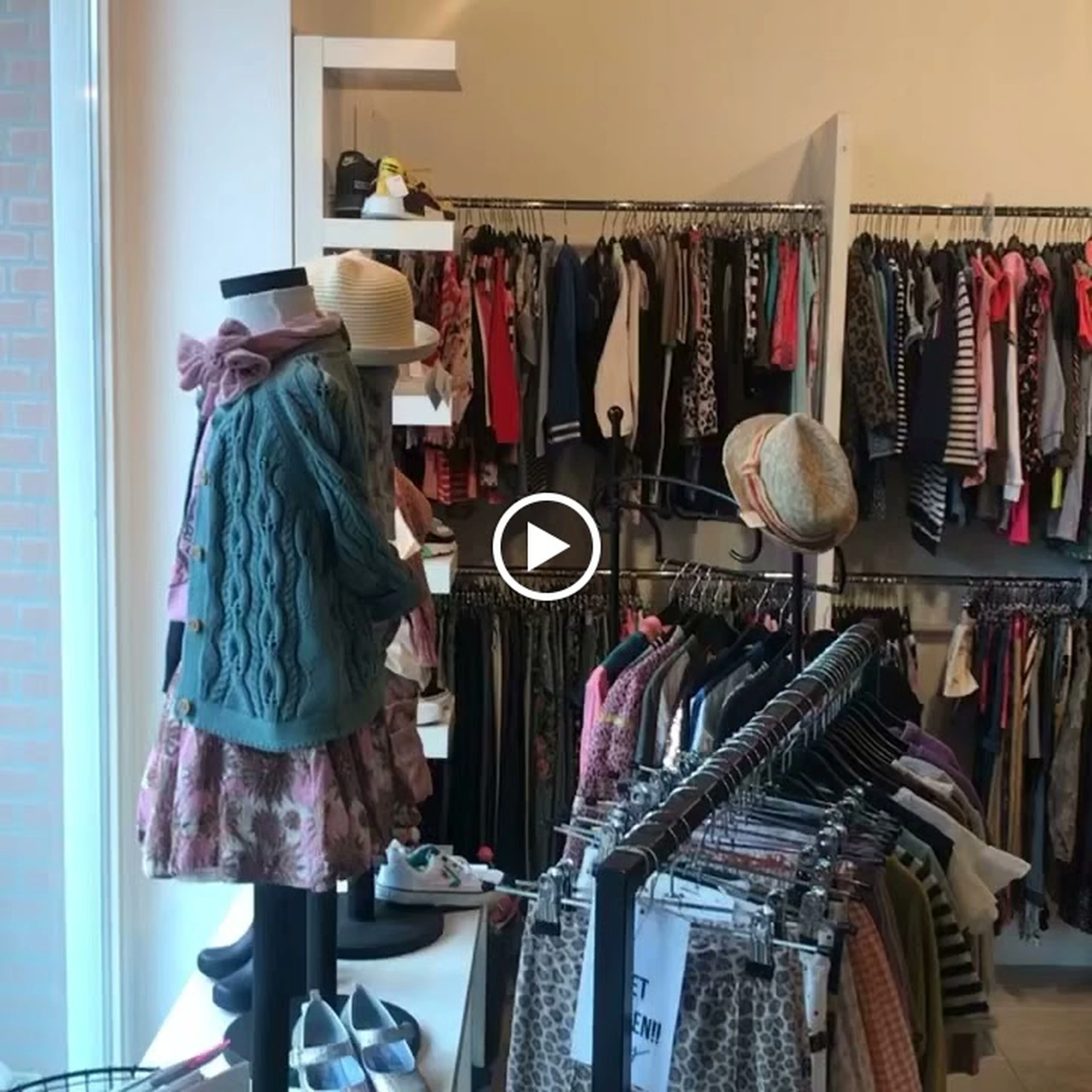 BENGELS 2e hands kinderkleding in Zeist met tweedehands meubels en kleding