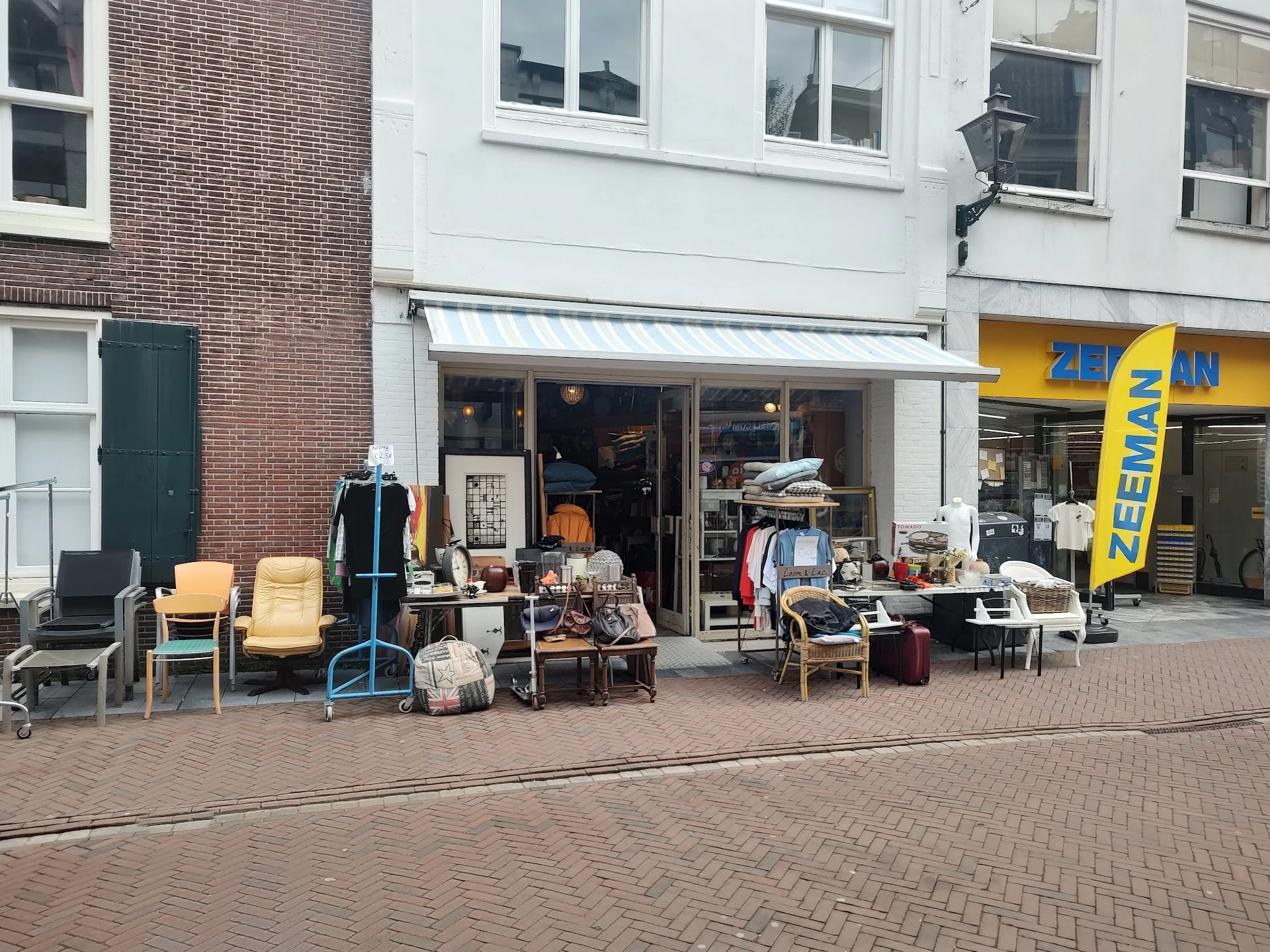 Kringloopwinkel Kringloopwinkel Bennie's Old Things in Leiden