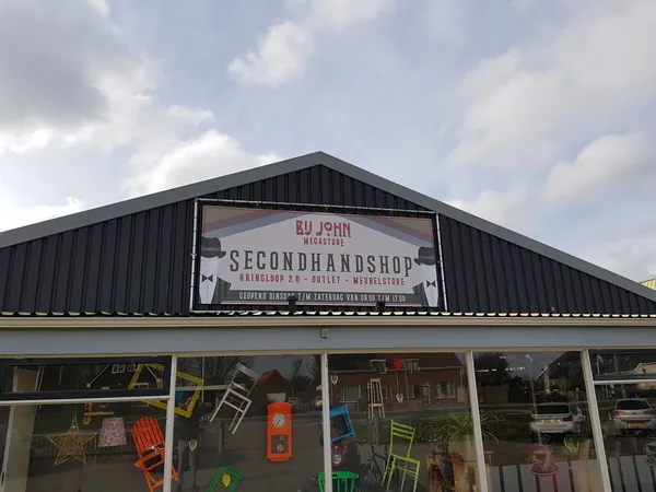 Kringloopwinkel Kringloopwinkel Bij John woonwinkel en secondhandshop in Drouwenermond