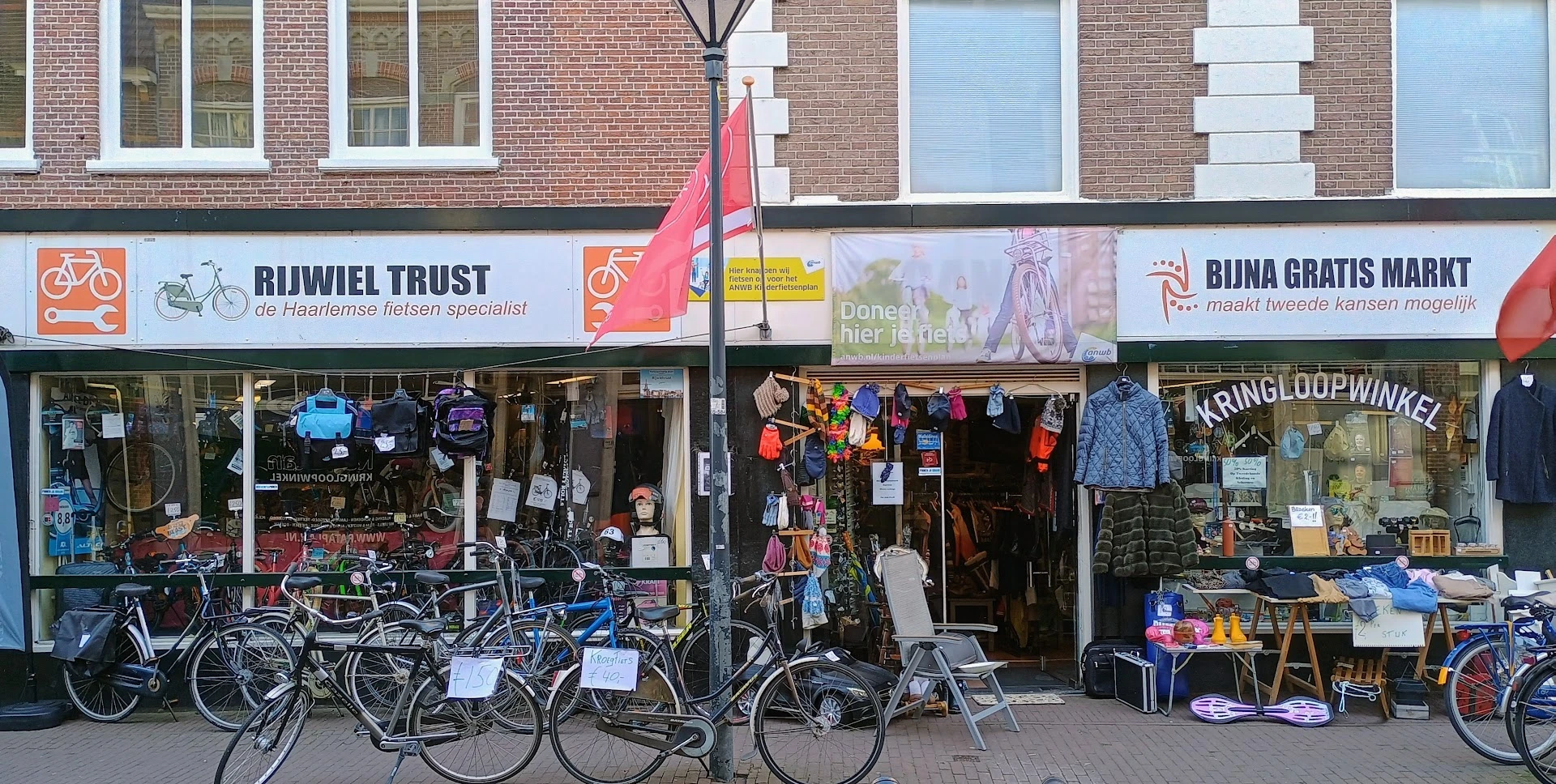 Foto gedeeld door eigenaar van Kringloopwinkel Bijna Gratis Markt in Haarlem