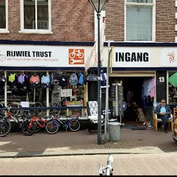 Bezoeker foto van Kringloopwinkel Bijna Gratis Markt in Haarlem