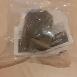 Tweedehands elektronisch apparaat in plastic verpakking