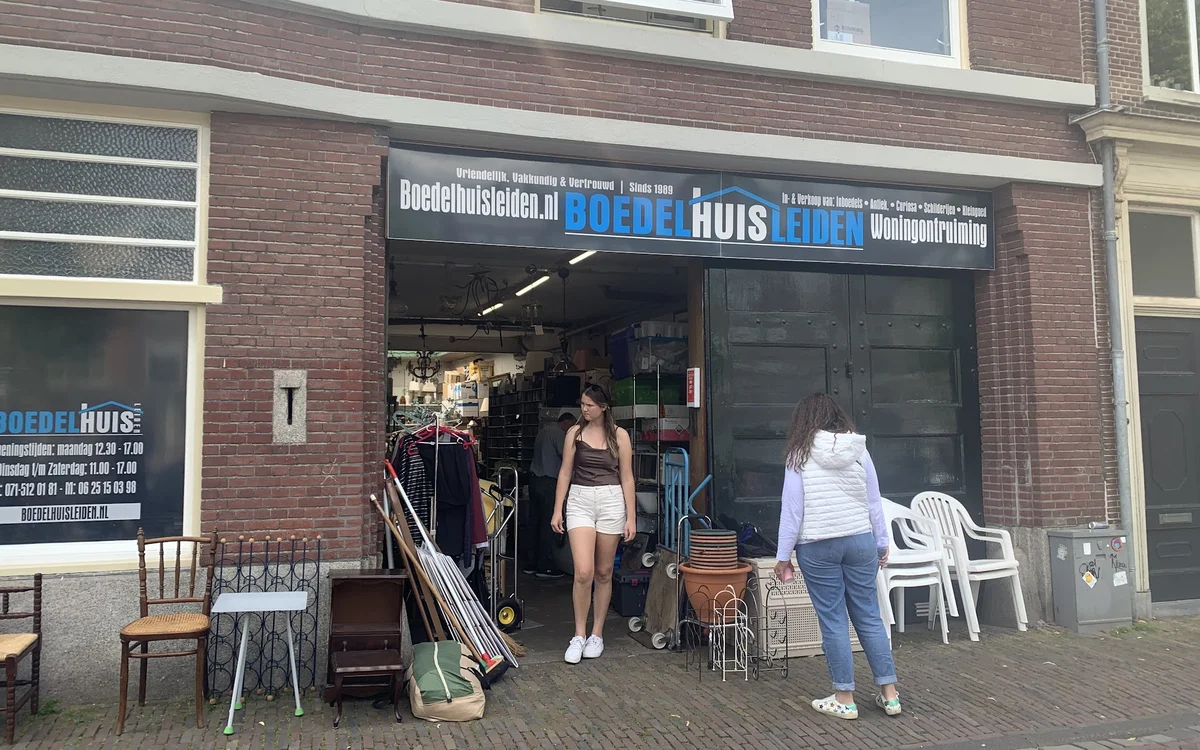 Kringloopwinkel Kringloopwinkel Boedelhuis woningontruiming Leiden. in Leiden