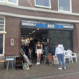 Kringloopwinkel Kringloopwinkel Boedelhuis woningontruiming Leiden. in Leiden