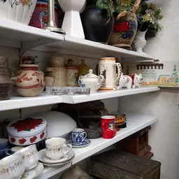 Bezoeker foto van Kringloopwinkel Boedelhuis woningontruiming Leiden. in Leiden