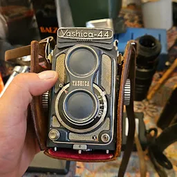 Bezoeker foto van Kringloopwinkel Boedelhuis woningontruiming Leiden. in Leiden