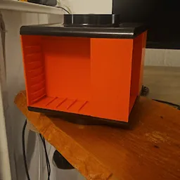 Bezoeker foto van Kringloopwinkel Boedelhuis woningontruiming Leiden. in Leiden