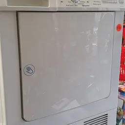 Witte magnetron of oven met handlogo op deur