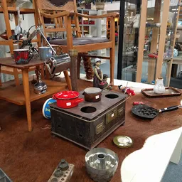 Bezoeker foto van Kringloopwinkel Bric & Brac Rommelmarkt in Stompetoren