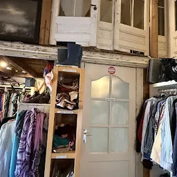 Bezoeker foto van Kringloopwinkel Britje s store&more in Eindhoven