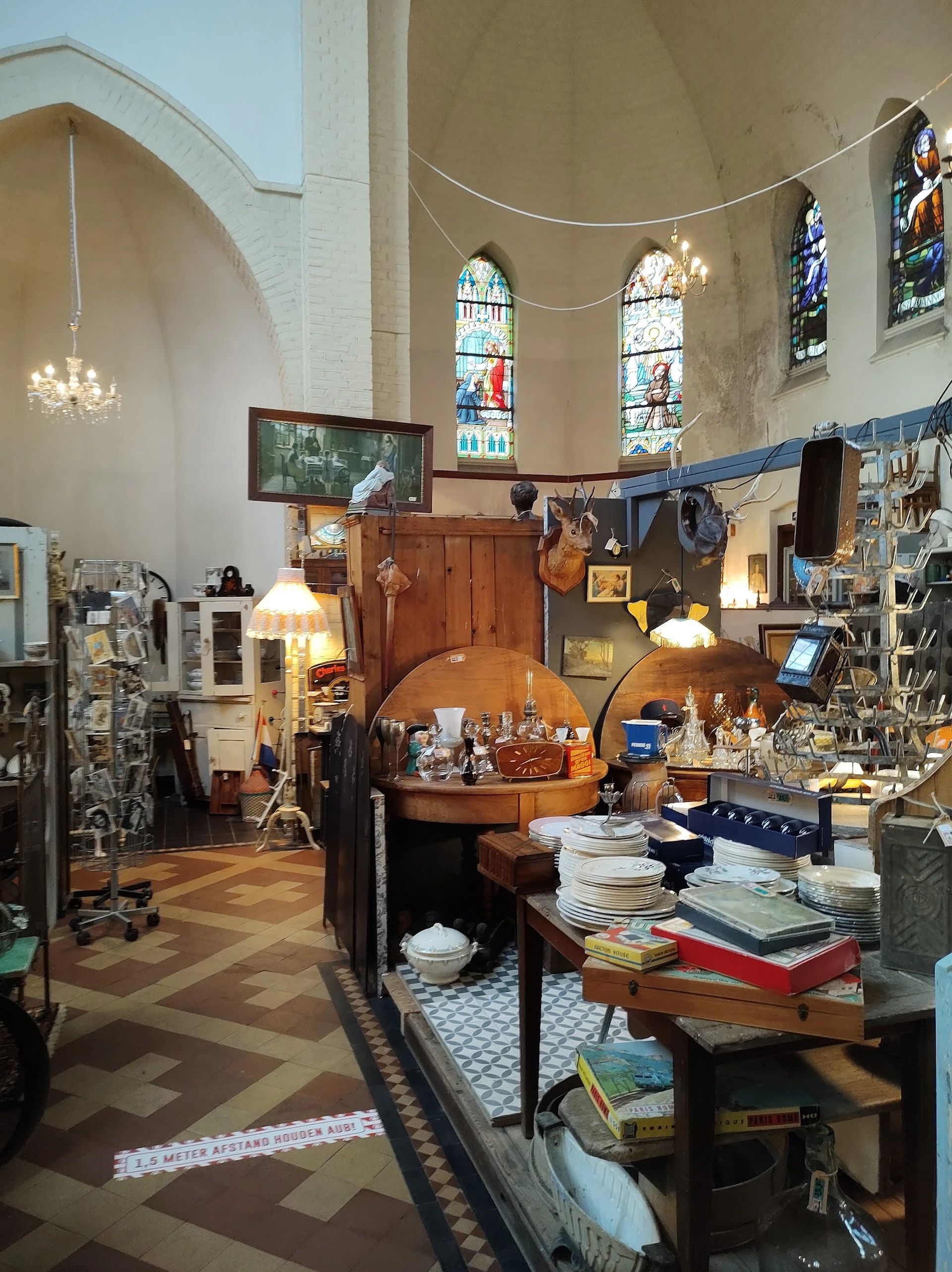 Bezoeker foto van Kringloopwinkel Brocante bij de kerk in Moergestel