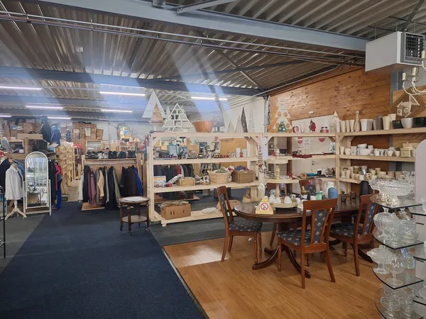 Kringloopwinkel in Klazienaveen