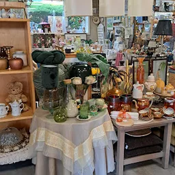 Bezoeker foto van Kringloopwinkel Canilos in Gulpen