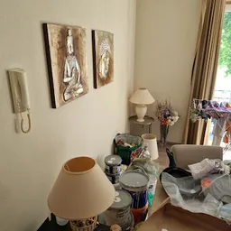 Bezoeker foto van Carolina's Outlet/Kringloop in Breda