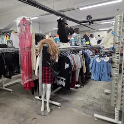 Bezoeker foto van Kringloopwinkel Carré in Maastricht