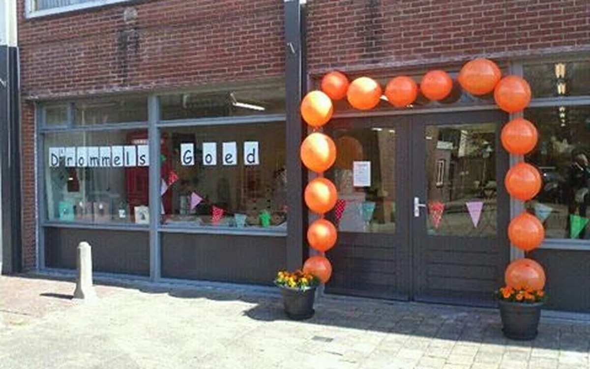 Kringloopwinkel D'rommels Goed - tweedehands, vintage, antiek, curiosa in Den Helder