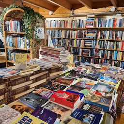 Bezoeker foto van Kringloopwinkel De Boekenboer in Formerum