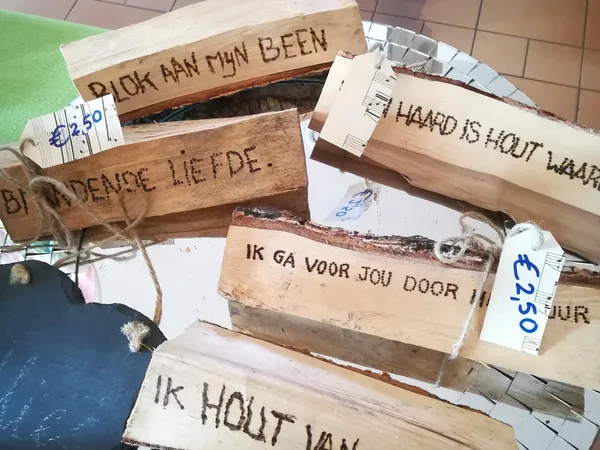 Kringloopwinkel Kringloopwinkel De BosHoeve in Laren (Noord-Holland)