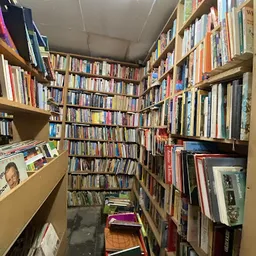 Bezoeker foto van De Flinstones Kringloopwinkel in Delft