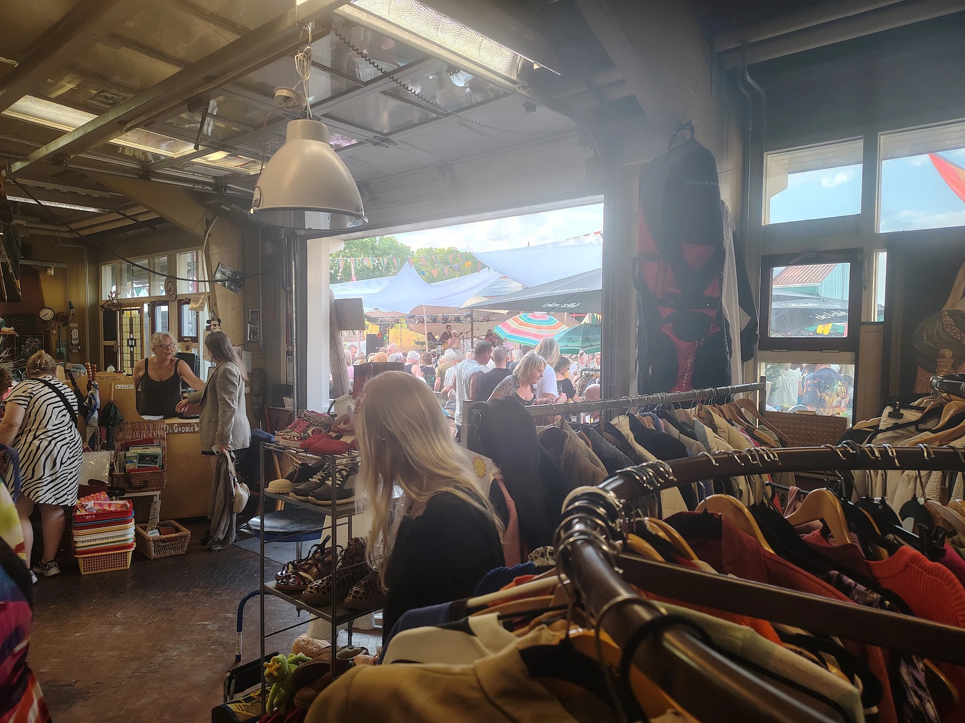 Bezoeker foto van Kringloopwinkel De Groote Weiver in Wormerveer