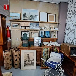 Bezoeker foto van De Hoop Kringloop (leerwerkbedrijf van Werkvisie) in Hendrik-Ido-Ambacht