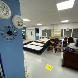 Bezoeker foto van De Hoop Kringloop (leerwerkbedrijf van Werkvisie) in Hendrik-Ido-Ambacht