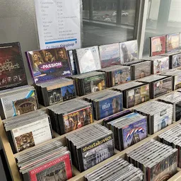 Bezoeker foto van De Hoop Kringloop (leerwerkbedrijf van Werkvisie) in Hendrik-Ido-Ambacht