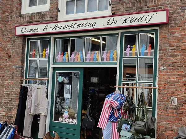 Kringloopwinkel Kringloopwinkel De Kledij in Middelburg