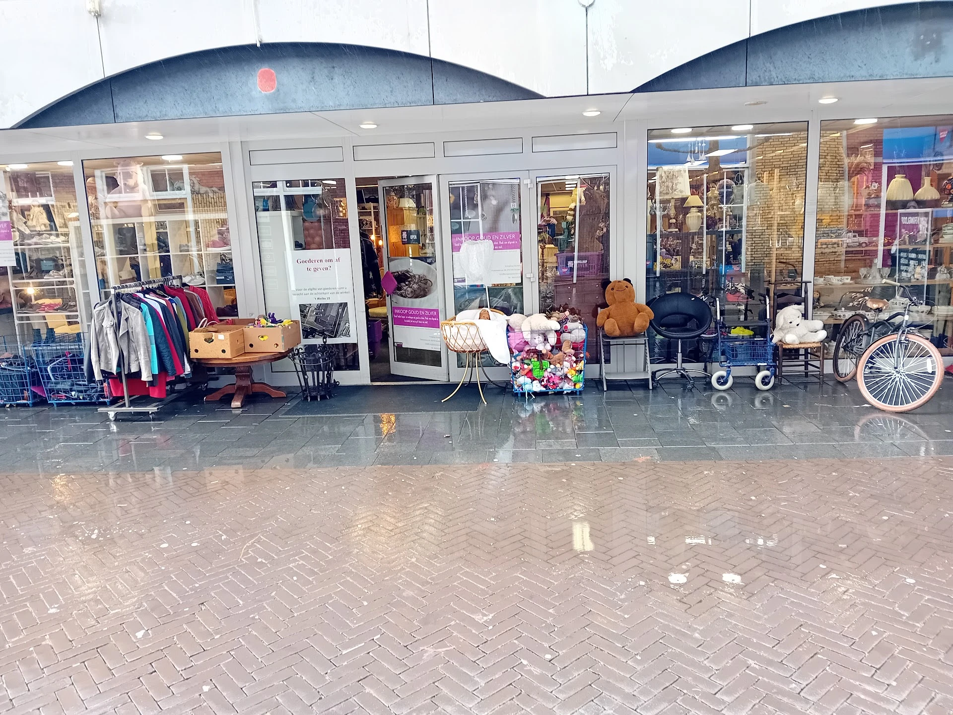 Kringloopwinkel De Kleine Kringloopwinkel in Duiven