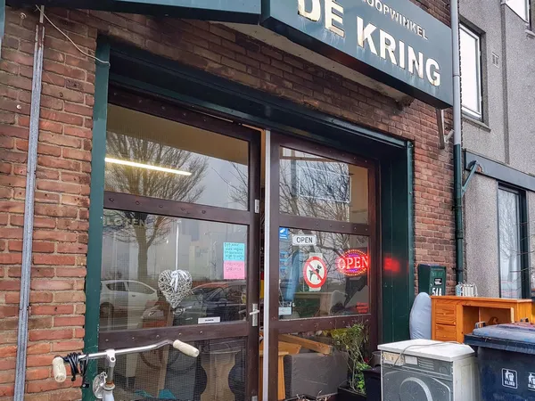 Kringloopwinkel Kringloopwinkel De Kring Lenie in IJmuiden