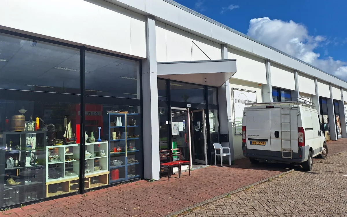 Kringloopwinkel De Kringloop Factory in Roden